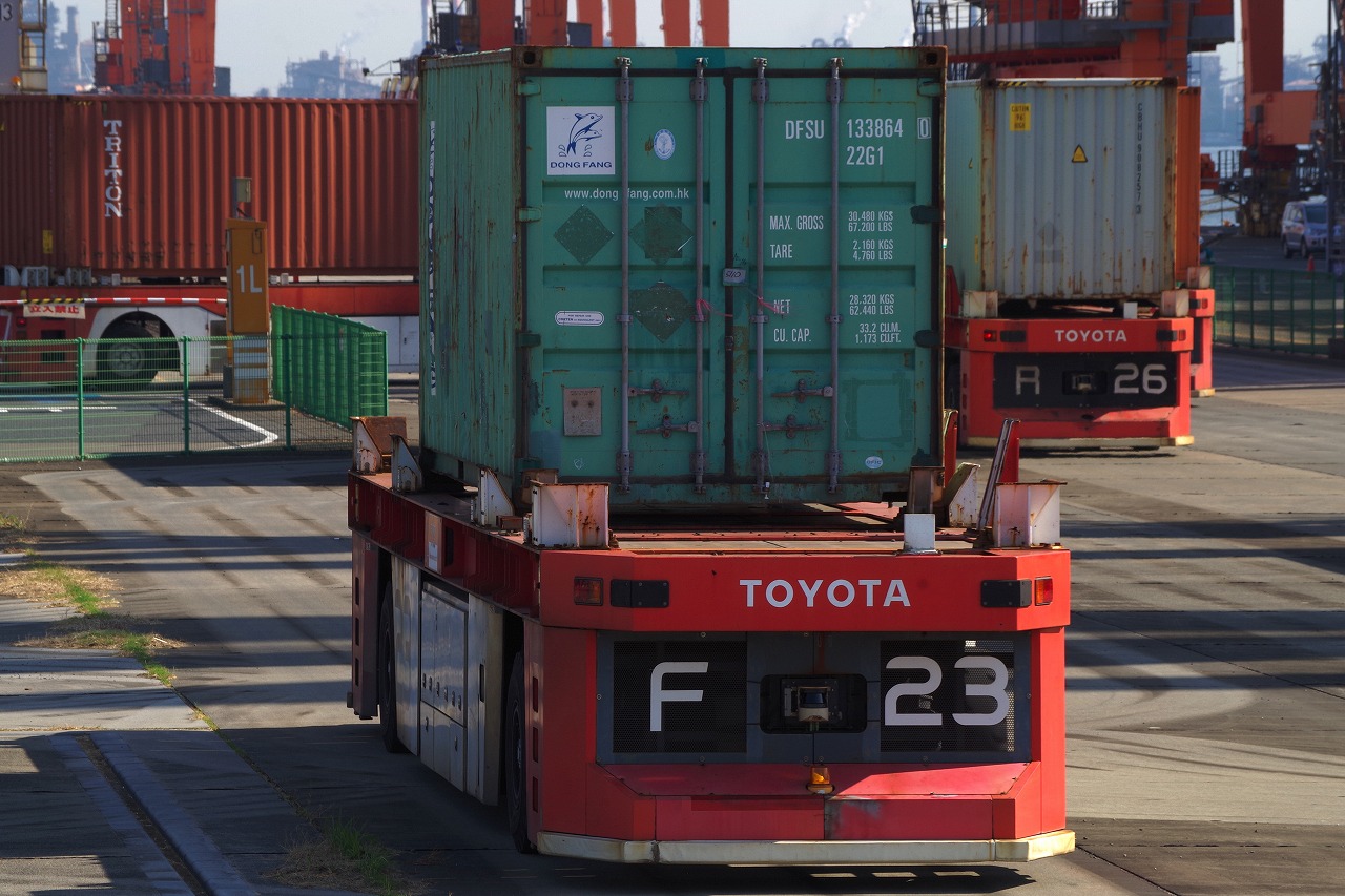 AGV(無人搬送台車)